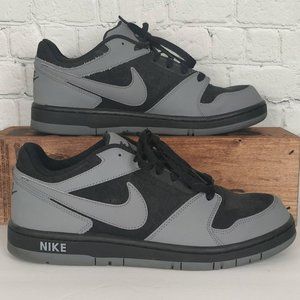Nike Prestige IV Size 8.5 - 488428-002- Grey/Black